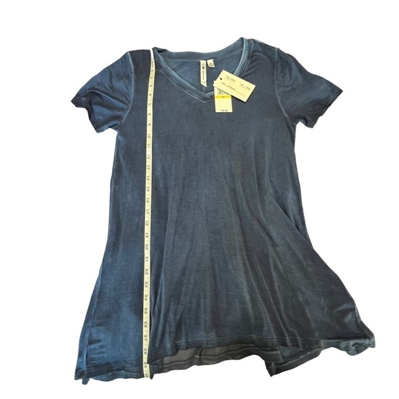 NWT-Cable and Gauge tshirt. size: medium - Picture 8 of 11